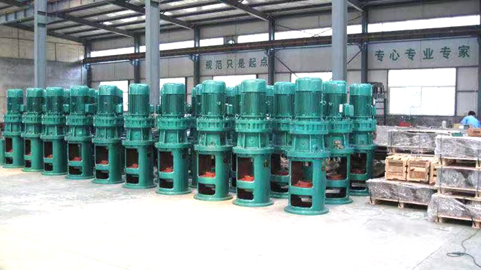 The stock of vertical mud agitators from DC Solid control