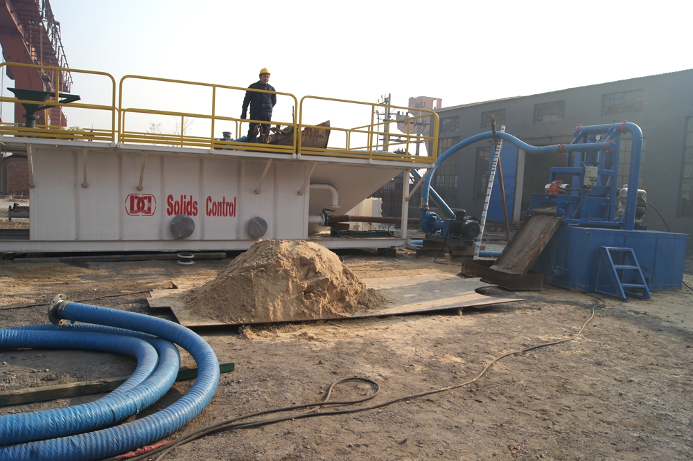 Mud Recycling System for Horizontal Directional Drilling